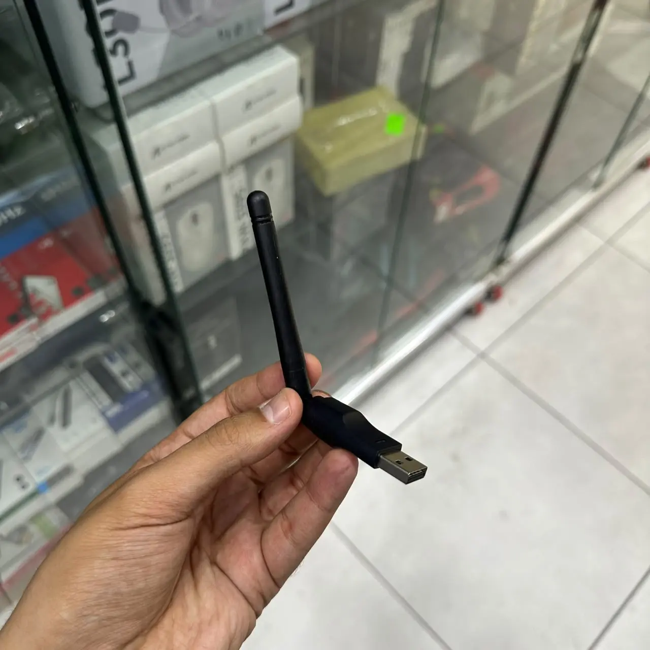 CLE WIFI ALFA AVEC ANTENNE STANDARD